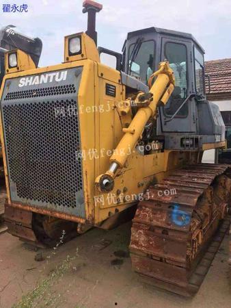 国产推土机装配图片视频,匠心独运，铸就品质之作