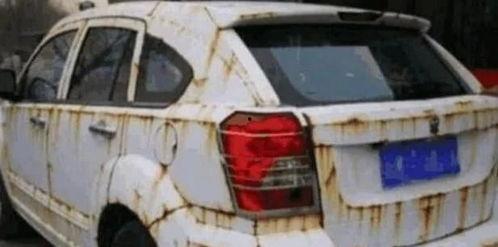 维修小伙喷国产车漆视频,维修小伙匠心独运，揭秘喷漆工艺